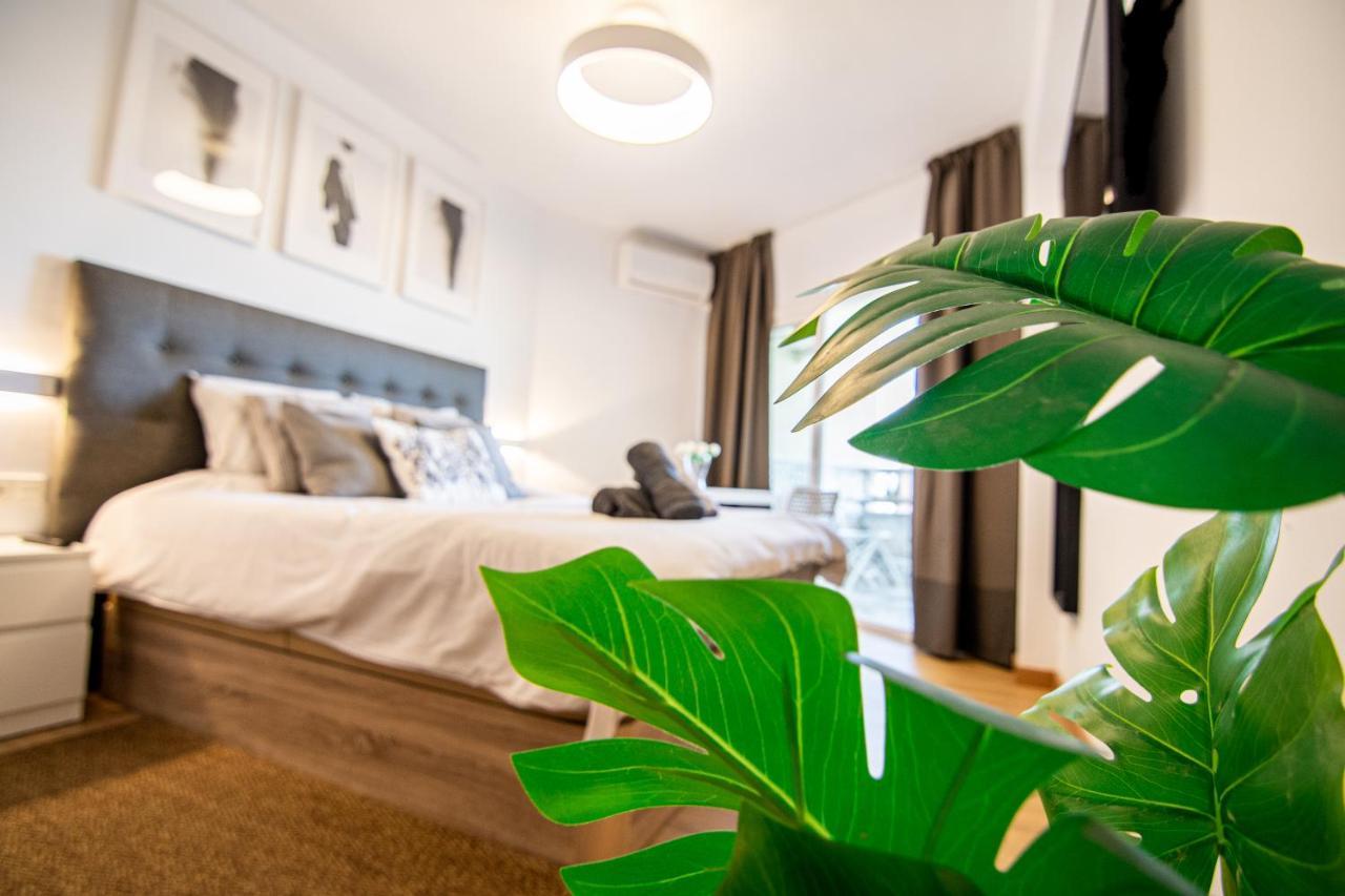 Apartment Puerto Marina - First Line Beach - Benalmadena - Malaga エクステリア 写真