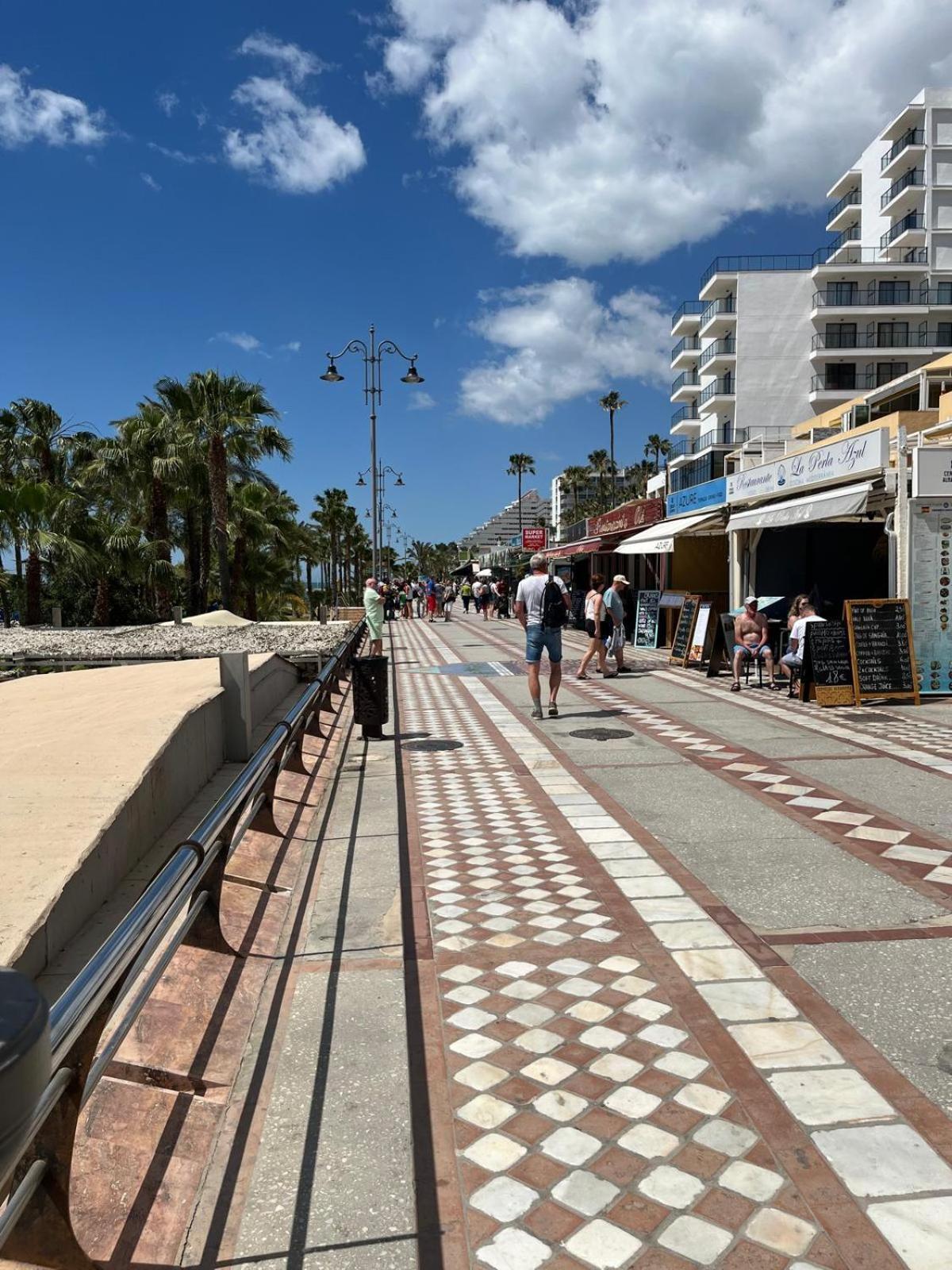 Apartment Puerto Marina - First Line Beach - Benalmadena - Malaga エクステリア 写真